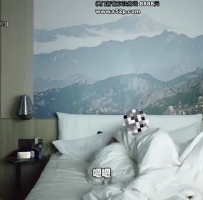【原创】给她老公开着语音，在允许的情况下疯狂呻吟。E奶少妇大战肌肉狗