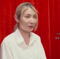 ❤️❤️荷官跟赌客搞对眼了 牌桌上想操逼 把屁股翘在后面 一边发牌一边被操